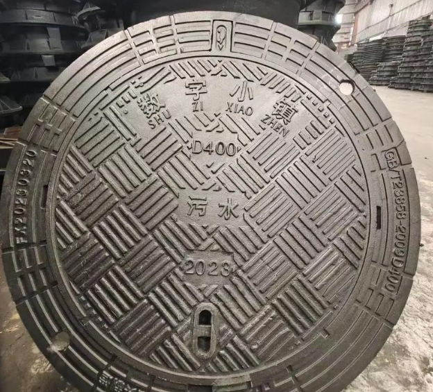 雄县球墨铸铁防沉降井盖展示